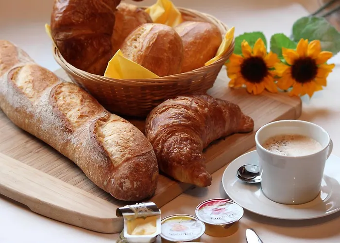 Surf House Bed & Breakfast *