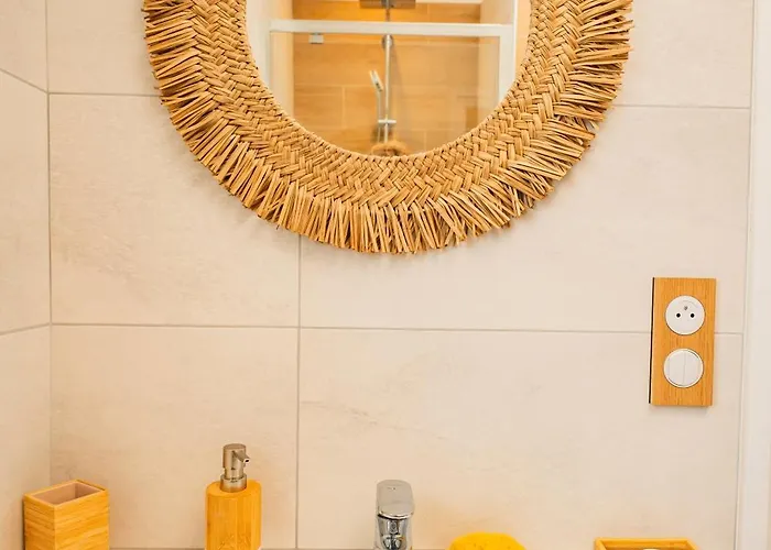 Surf House Bed & Breakfast *